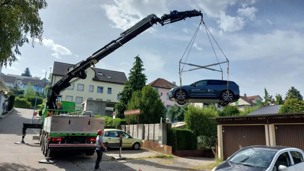 Aufbau per Kran