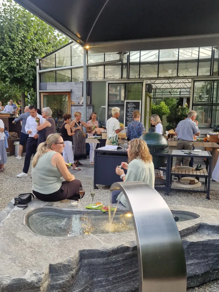 Abendstimmung unter dem Pavillon